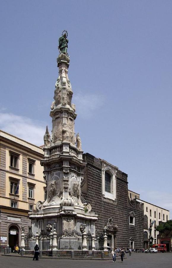 Frizzi & Lazzi House Apartment Napoli Exterior foto