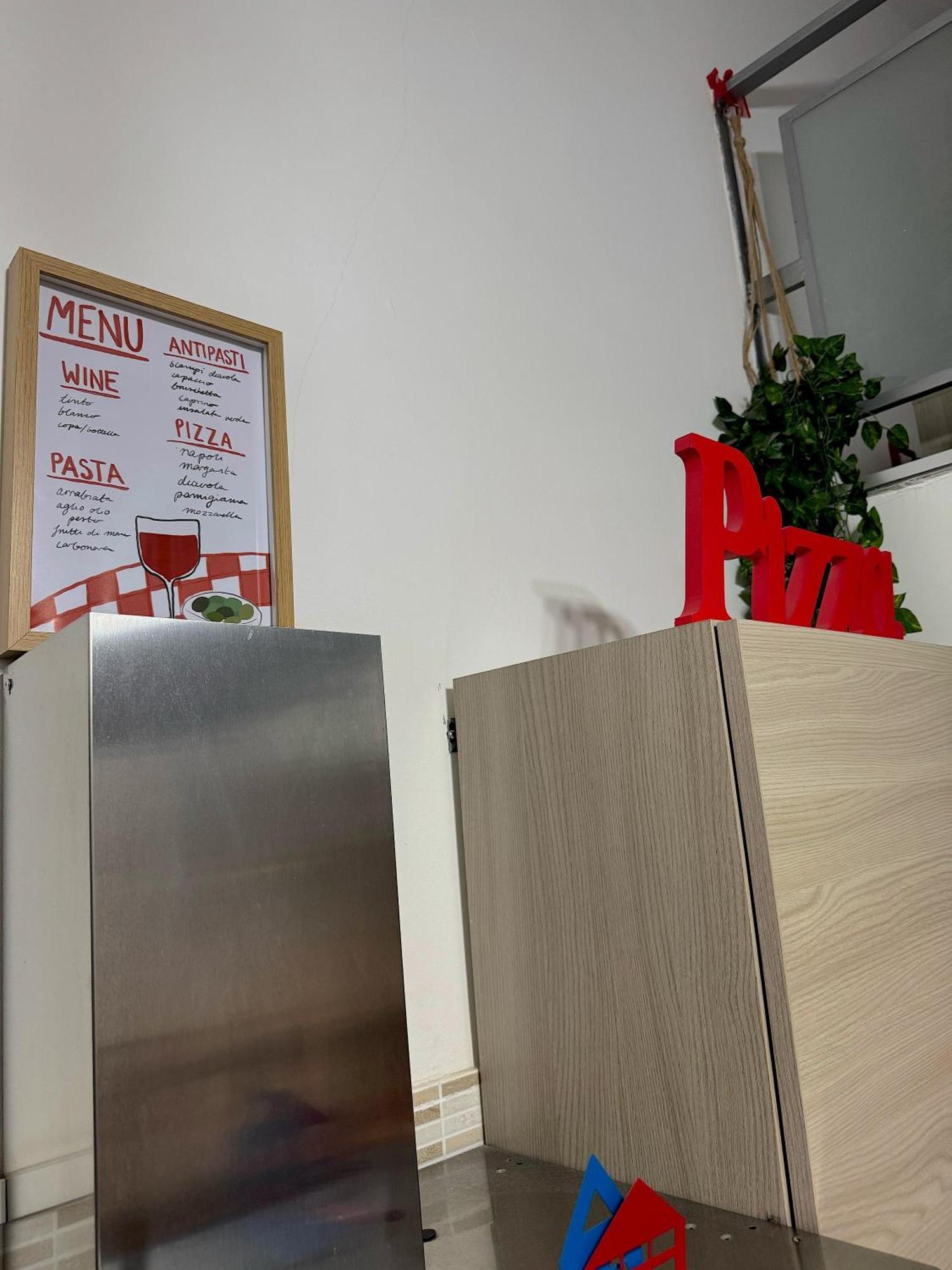 Frizzi & Lazzi House Apartment Napoli Exterior foto