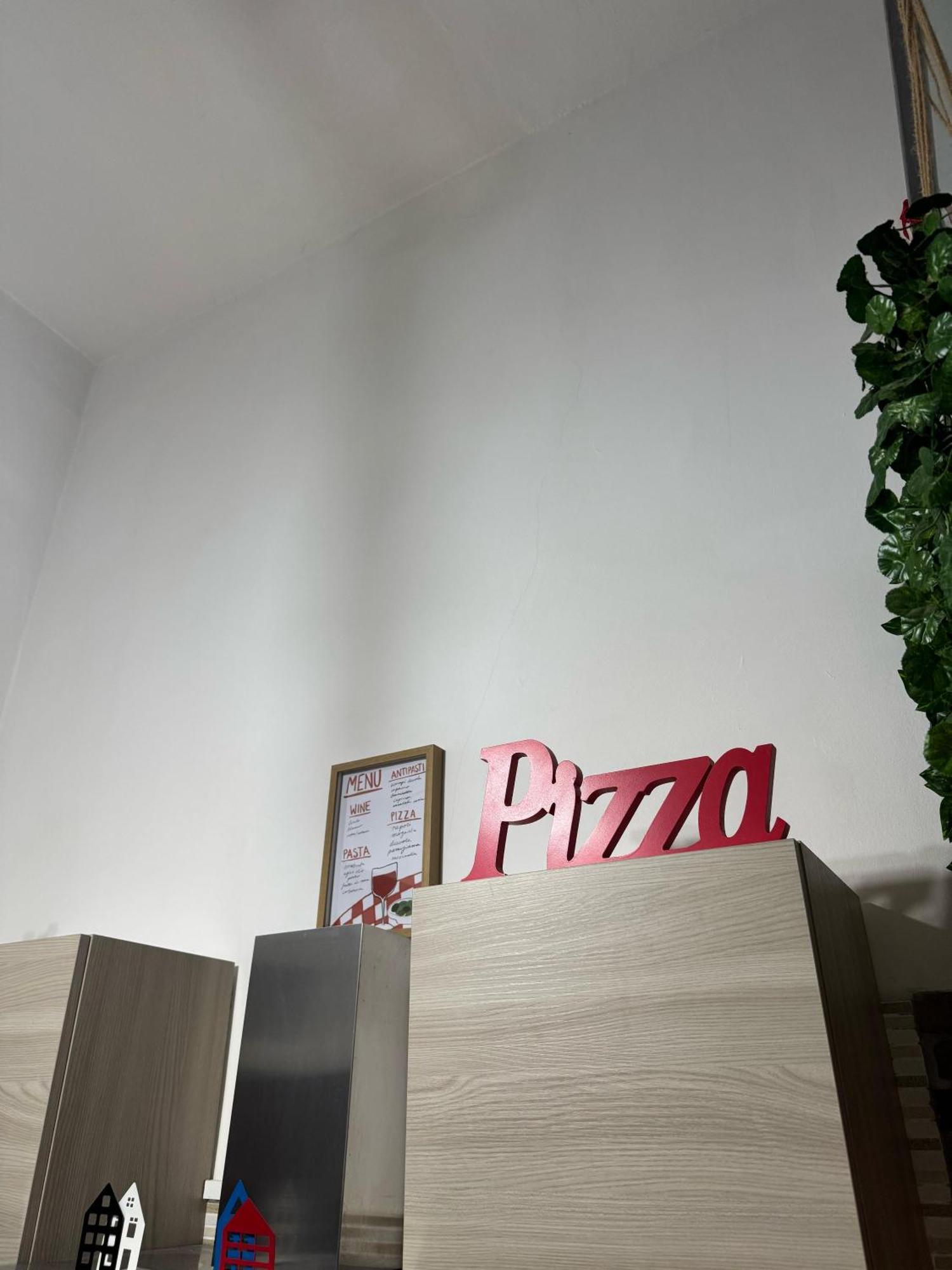 Frizzi & Lazzi House Apartment Napoli Exterior foto